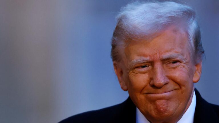 அமெரிக்க வரலாற்றிலேயே மிக மோசமான அதிபர் டிரம்ப்: அதிர வைக்கும் சர்வே முடிவு