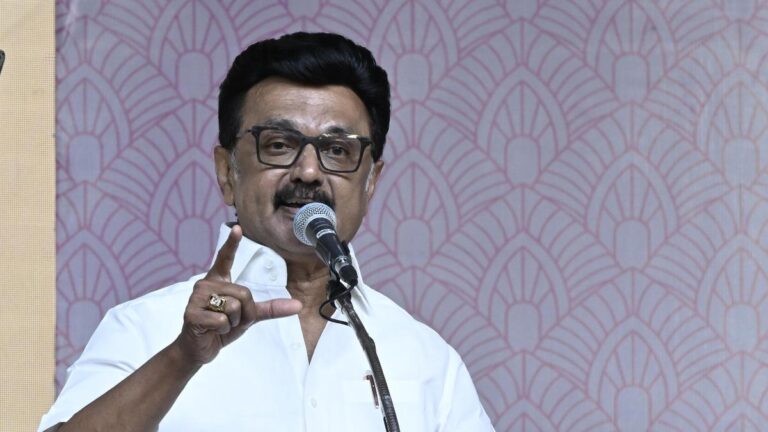 மண் குதிரையை நம்பி ஆற்றில் இறங்குவார்களா? இபிஎஸ்சை சாடிய மு.க.ஸ்டாலின்