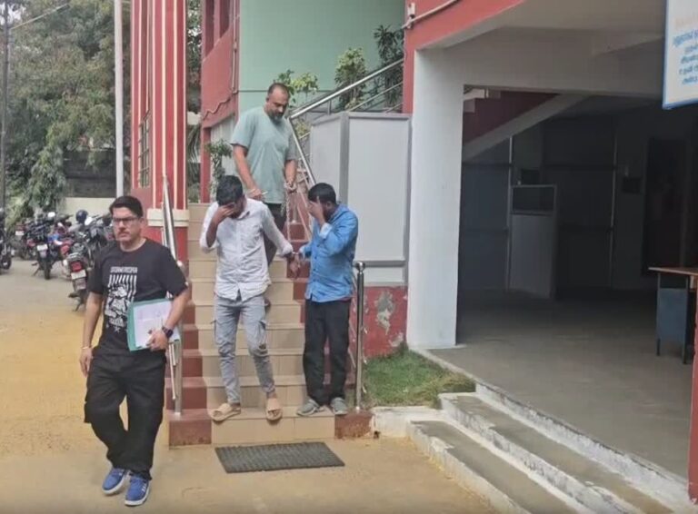 திருப்பூரில் இப்படியா?: பனியன் நிறுவனங்களில் பதுங்கியிருந்த தீவிரவாதிகள் கைது!