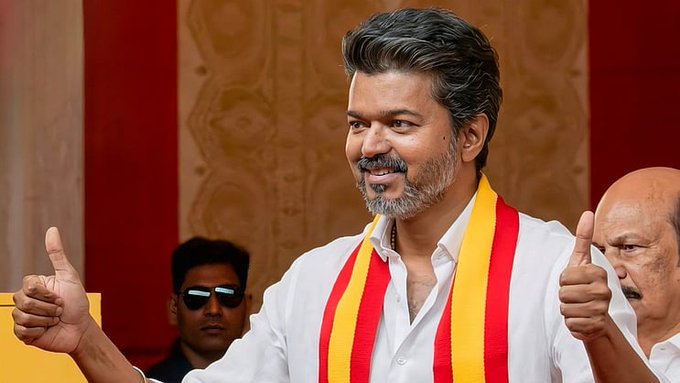 என்னம்மா இப்படி பண்றீங்களேம்மா… பதவியில் இல்லாத அதிகாரிக்கு தவெக கடிதம்