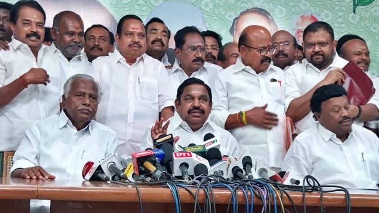 அதிமுக முதல் வேட்பாளர் பட்டியலில் தலித்துகள் புறக்கணிப்பா?