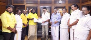 நத்தம் விஸ்வநாதனுக்கு செக் வைப்பாரா செல்வக்குமார்?