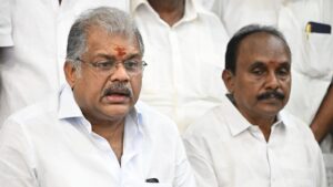 நேரம் பார்த்து 12.12 மணிக்கு வேட்பாளர் பட்டியலை அறிவித்த ஜி.கே.வாசன்!