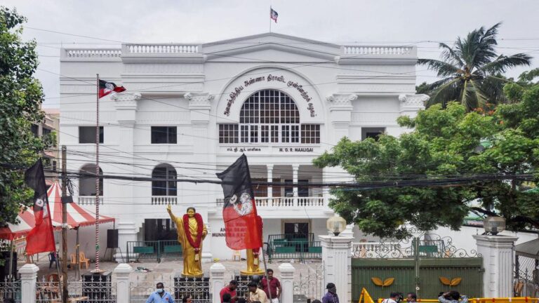 'அது மண் குதிரை'… எடப்பாடியை விமர்சித்த மு.க.ஸ்டாலினுக்கு அதிமுக பதிலடி