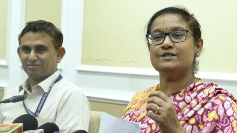 பொதுமக்களை தொந்தரவு செய்யக்கூடாது… பறக்கும் படைக்கு அர்ச்சனா பட்நாயக் எச்சரிக்கை