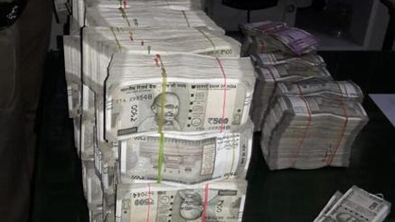 மதுரையில் அதிமுகவின் 'சீக்ரெட் எஸ்' பிளான்: மாறும் தேர்தல் ரிசல்ட்!