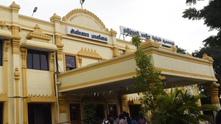 திருச்சி கிழக்கு தொகுதி காலியானதாக அறிவிப்பு: அரசிதழில் அப்பாவு பெயரால் அதிர்ச்சி
