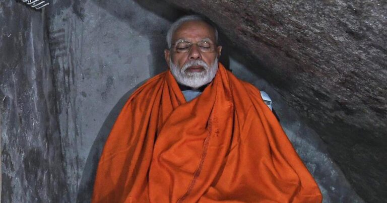 விலைவாசி உயர்வு நாயகன் பிரதமர் மோடி: காங்கிரஸ் கண்டனம்