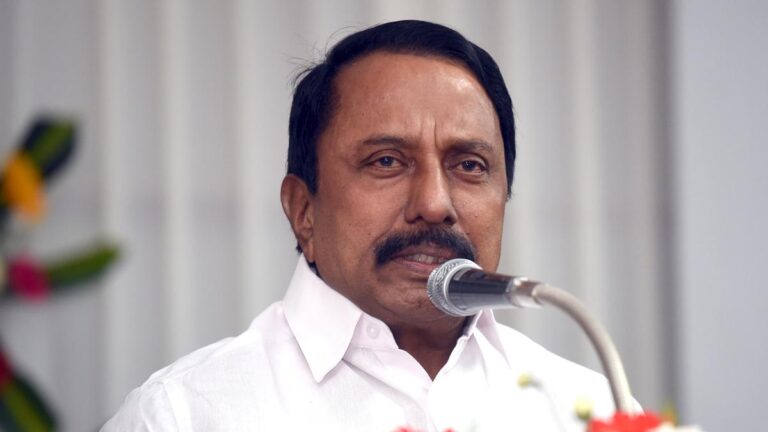 சாதிப்பெயருடன் அடையாள அட்டை விவகாரம்: அமைச்சர் செங்கோட்டையன் புதுவிளக்கம்