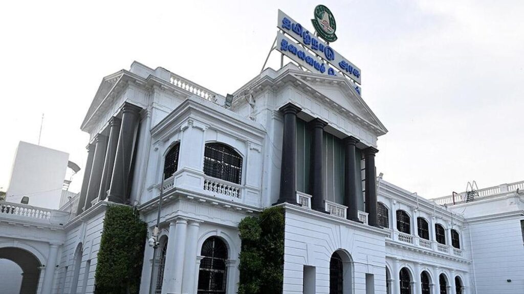 3-வது குழந்தைக்கு 365 நாள் மகப்பேறு விடுப்பு: தமிழக அரசு அரசாணை வெளியீடு
