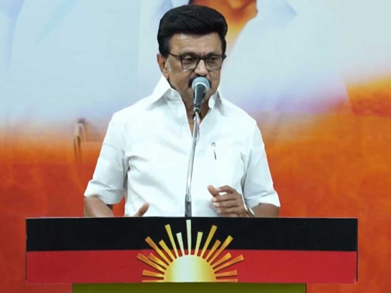 ‘இவர்கள் மக்களைக் காக்கப் போவதில்லை’: தவெக மீது மு.க.ஸ்டாலின் புகார்