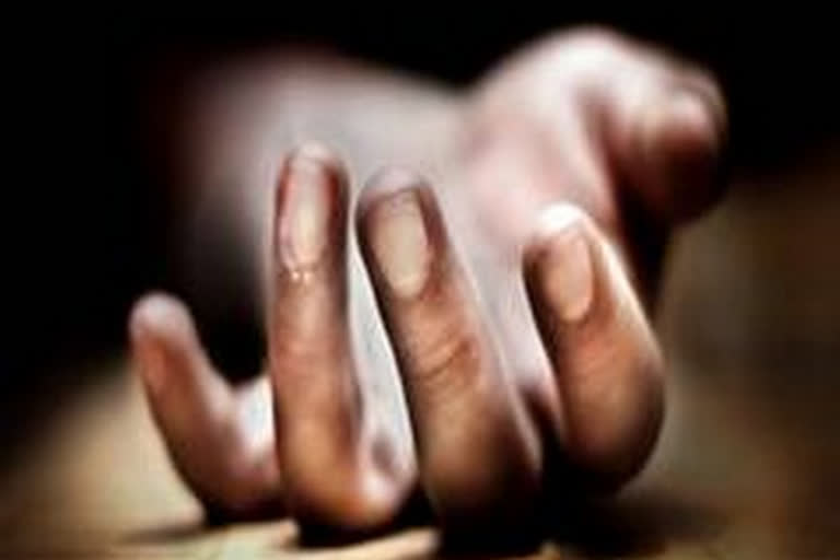 சாதியைச் சொல்லி திட்டியதால் மாணவர் தற்கொலை: 4 பேர் மீது வழக்குப்பதிவு