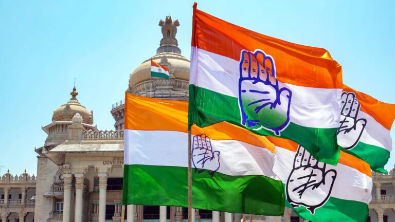 டெல்லியில் பரபரப்பு: உச்ச நீதிமன்றத்தை நோக்கி காங்கிரஸ் இன்று பேரணி!