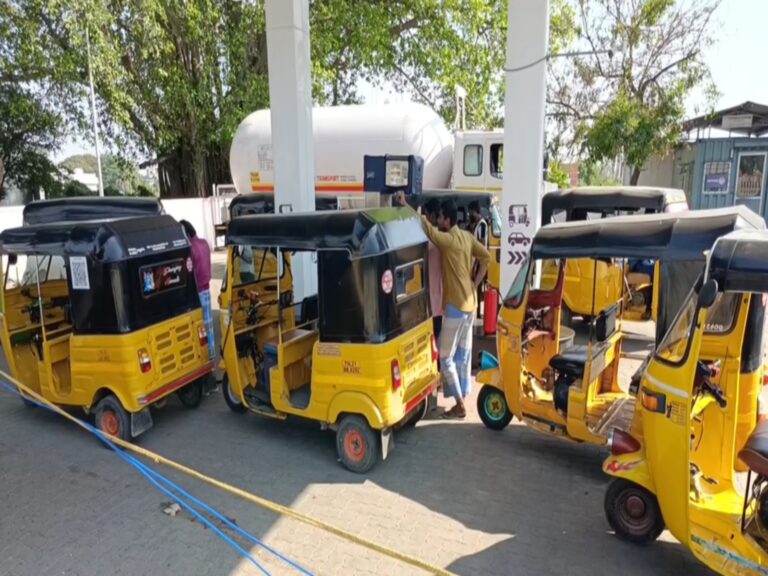தமிழ்நாட்டில் ஆட்டோ கட்டணம் நிர்ணயம்: அரசாணை வெளியீடு