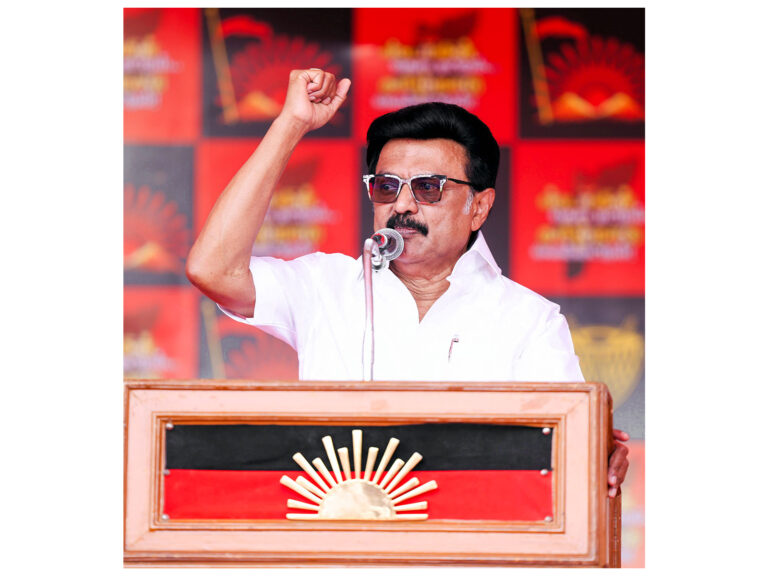 ‘ஒரே வார்த்தையில் சொல்லவா?’:மு.க.ஸ்டாலின் நறுக் பேட்டி