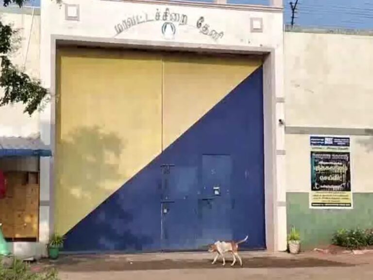 3 அடுக்கு பாதுகாப்பை மீறி 17 கைதிகள் எஸ்கேப்: 9 சிறைக்காவலர்கள் சஸ்பெண்ட்